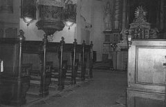 lavice z olomoucké synagogy v kostelu v Olšanech, později prodány do synagogy v Krnově