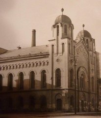 starší foto synagogy