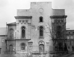 starší foto synagogy - zadní průčelí