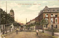 starší foto synagogy (v pozadí vlevo)
