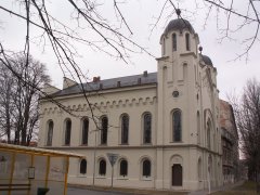 pohled zezadu zprava