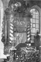 historické foto interiéru synagogy - aron ha-kodeš