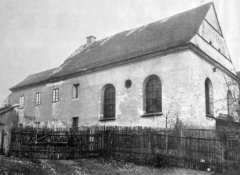 pohled na synagogu ze severovýchodu