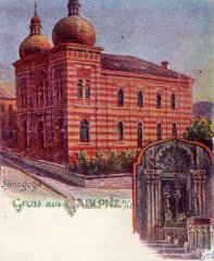 dobová pohlednice s motivem synagogy a jejího interiéru