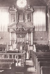 historické foto interiéru synagogy