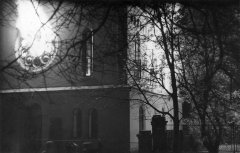 hořící synagoga