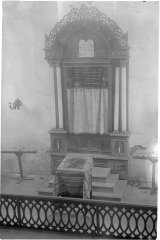 interiér synagogy