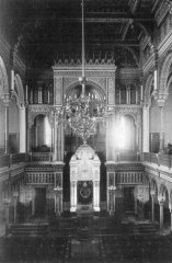 historické foto interiéru synagogy