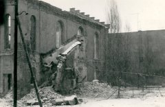 bourání synagogy