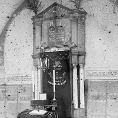 historické foto interiéru synagogy - detail