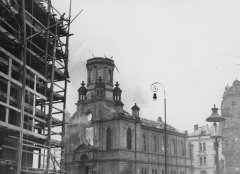 synagoga po požáru