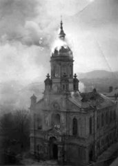 hořící synagoga
