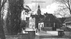 dobová pohlednice Studničního náměstí se synagogou