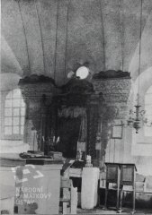 historické foto interiéru synagogy