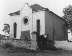 východní průčelí synagogy