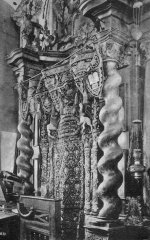 historické foto interiéru synagogy - aron ha-kodeš