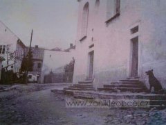 vchod do synagogy