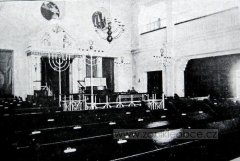 historické foto interiéru synagogy
