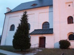 pohled zprava