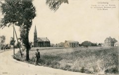 historické foto synagogy (v pozadí uprostřed)