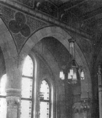 postranní loď a výzdoba synagogy