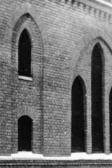 okna na synagoze