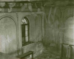 vyklizený interiér synagogy