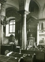 historické foto interiéru synagogy