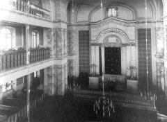 historické foto interiéru synagogy