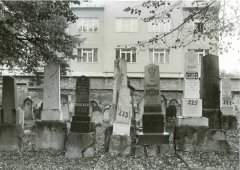 hřbitov před likvidací