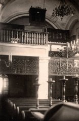 historické foto interiéru synagogy