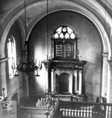 historické foto interiéru synagogy