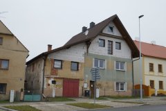 pohled zepředu zleva