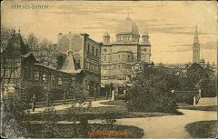 dobová pohlednice se synagogou