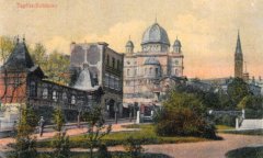 dobová pohlednice se synagogou