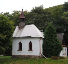 pohled zezadu zprava