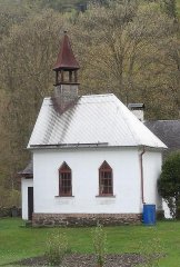 pohled zprava