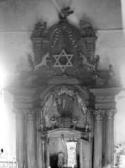 historické foto interiéru synagogy