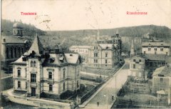 dobová pohlednice města se synagogou