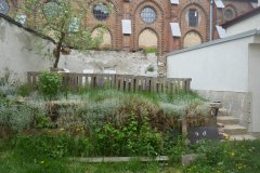 pohled zleva