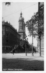 synagoga na dobové pohlednici