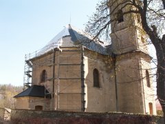 pohled zepředu zleva - oprava střechy