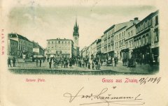 dobová pohlednice města s přestavěným kostelem