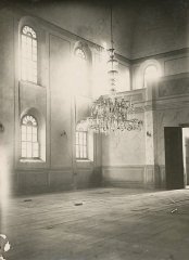 starší foto interiéru synagogy