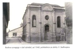 starší foto synagogy