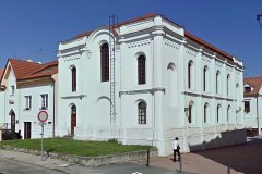 pohled zezadu zleva