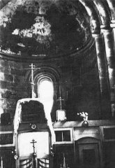starší foto interiéru kostela
