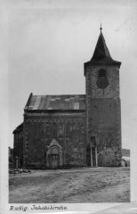 kostel na dobové pohlednici