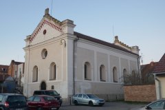 pohled zepředu zprava
