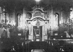 starší foto interiéru synagogy